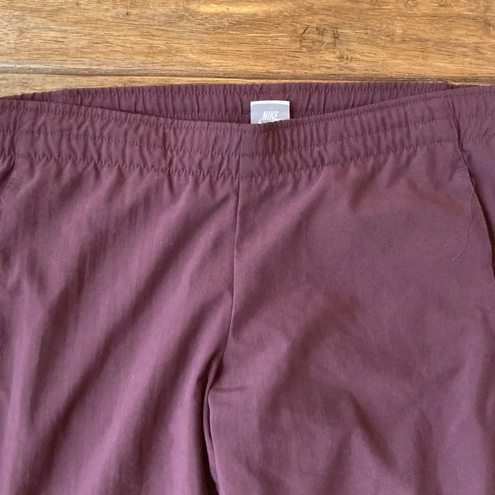 Nike Burgandy Mens Track Pants Medium Drawstring Mesh Lining
